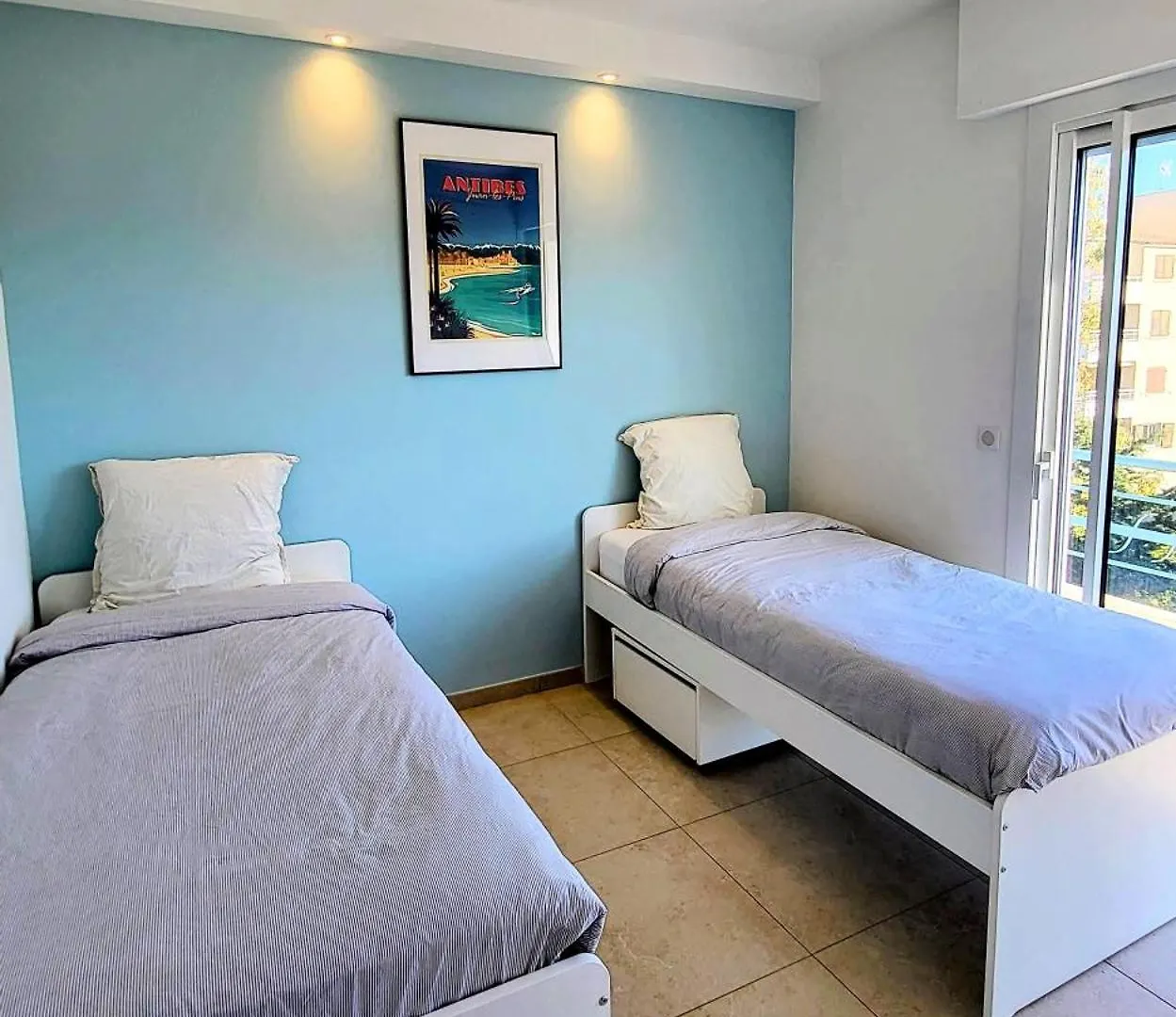 Oasis 2-Rooms Flat With Panoramic Sea View - 3Rd Floor No Elevator Antibes Apartment