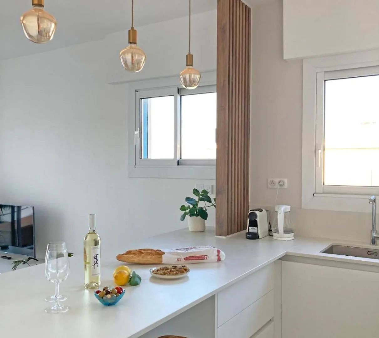 Oasis 2-Rooms Flat With Panoramic Sea View - 3Rd Floor No Elevator أنتيب